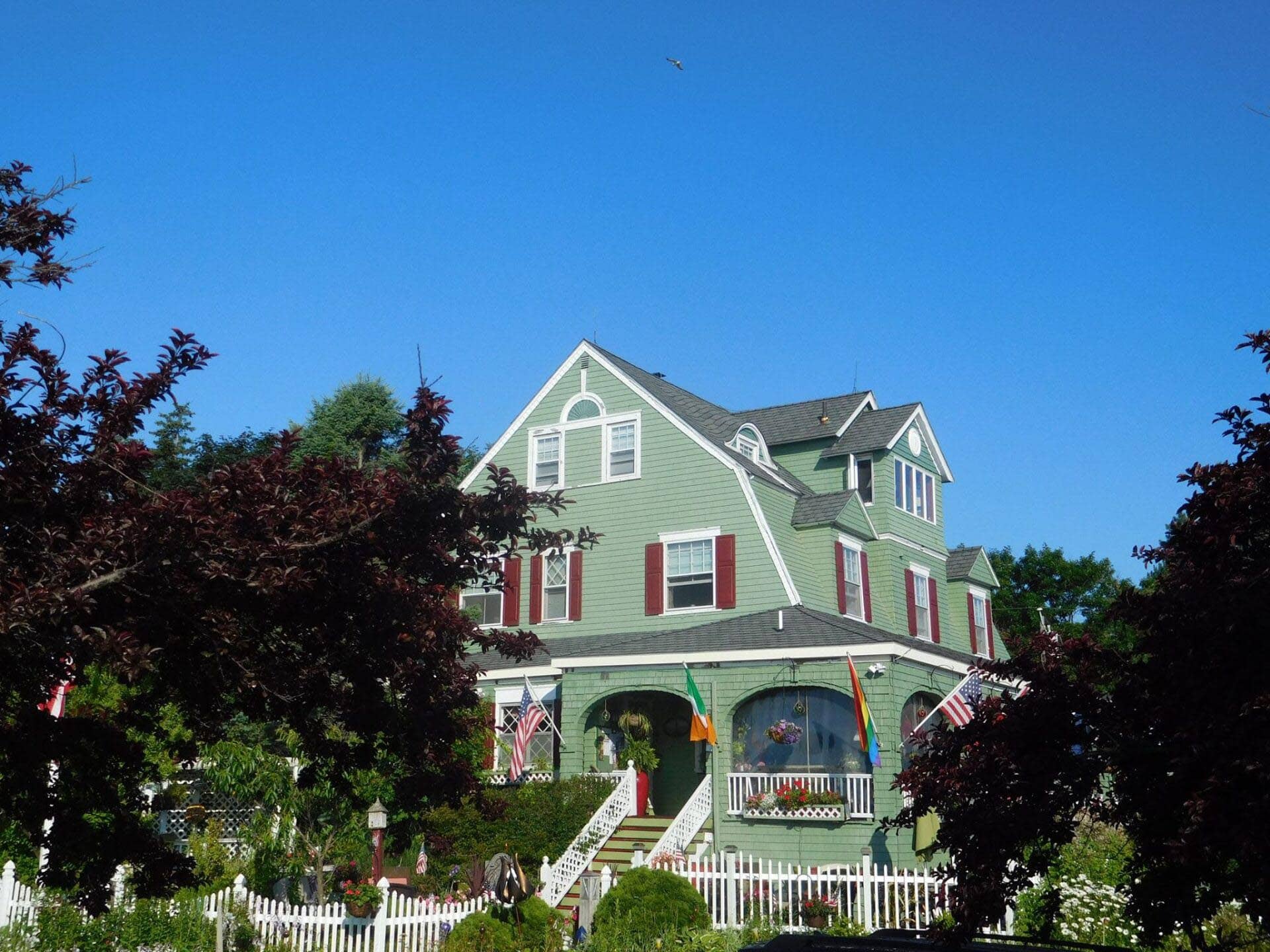 Oceanfront Bed & Breakfast in Ogunquit, Maine at Rockmere Bed & Breakfast