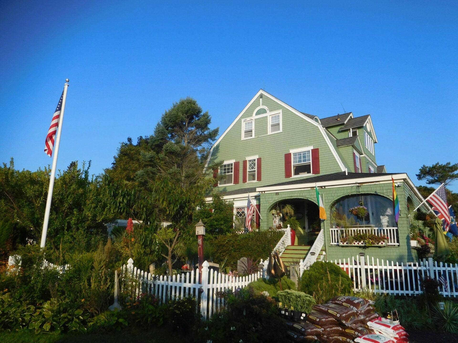 Oceanfront Bed & Breakfast in Ogunquit, Maine at Rockmere Bed & Breakfast